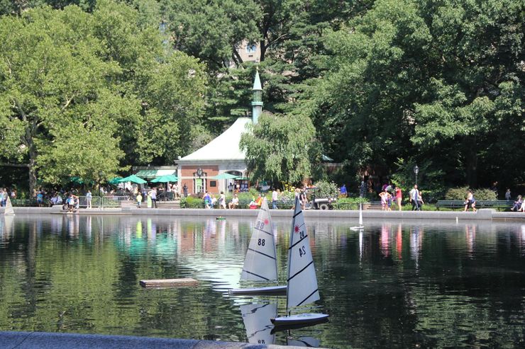 Model Sail Boating Returns to Central Park